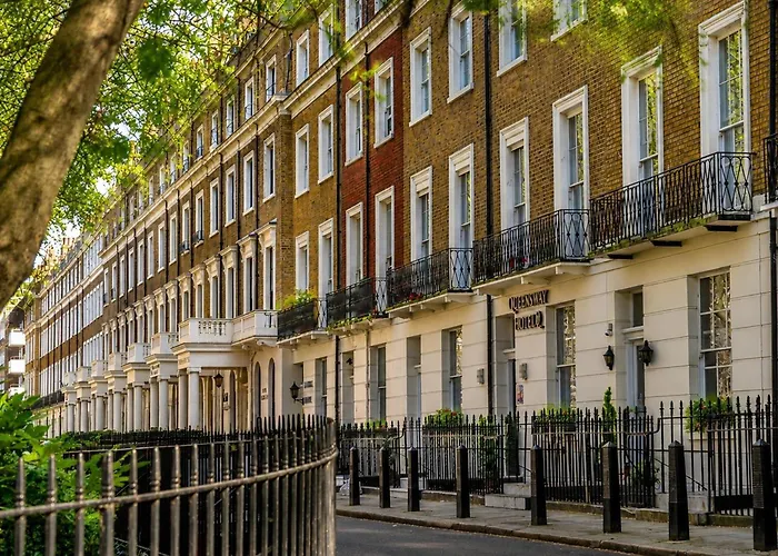 Queensway Hotel, Sure Hotel Collection By Best Western Londra